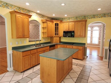 Kitchen with island