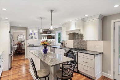 10 Brenda Ln, MerriMacK, NH 03054 - photo 4