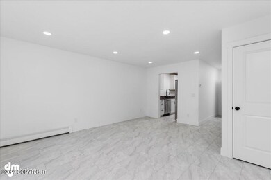 07-Living Room 20230321-DW-3064