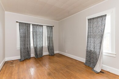 975 Elaine Rd, Columbus, OH 43227 - photo 4