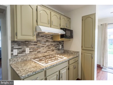 235 W Winona Ave, Norwood, PA 19074 - photo 6