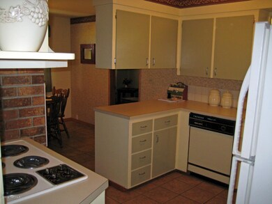 Clean & Sharp Kitchen