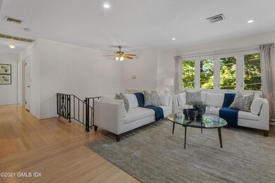 10 Neighborly Way, Riverside, CT 06878-1