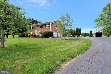 1359 State Line Rd, Greencastle, PA 17225 - photo 2