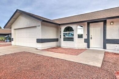 3132 E Grove Ave-6