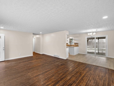 1701 N Thomas Ave, Evansville, IN 47711 - photo 5