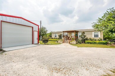 201 Comanche Trail, Weatherford, TX 76087 - photo 3