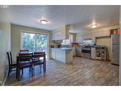 2060 Canemah St, West Linn, OR 97068 - photo 7