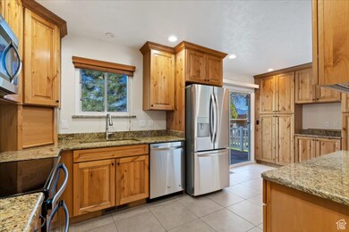 2036 W 13035 S, Riverton, UT 84065 - photo 4