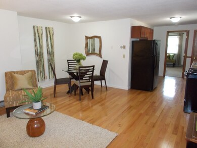 46 Chapel St, Northampton, MA 01060 - photo 4