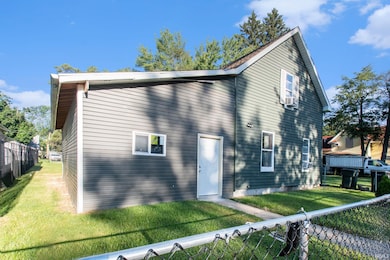 745 Allen St, South Bend, IN 46616 - photo 2