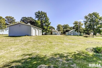 17708 Knight Rd, Virginia, IL 62691 - photo 3