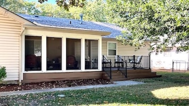 1617 S Maple St, Ottawa, KS 66067 - photo 3