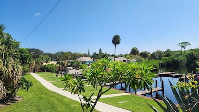 1551 NE 13th Terrace unit A15, Jensen Beach, FL 34957 - photo 3