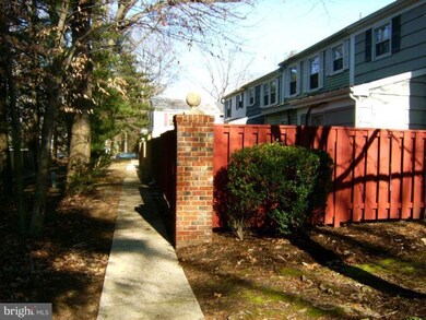 1732 Whitestone Ct unit 46, Crofton, MD 21114 - photo 2