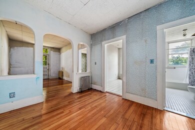 554 E 4th St unit 4B, Boston, MA 02127 - photo 4