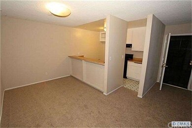 Dining Room  with new carpet and paint.