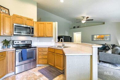 1152 N Marsh Hawk Place, Eagle, ID 83616 - photo 5