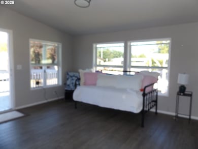 1200 E Central Ave unit 80, Sutherlin, OR 97479 - photo 2