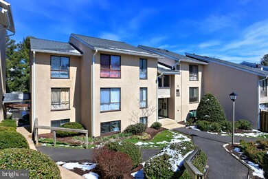 8602D Village Square Dr unit D, Alexandria, VA 22309 - photo 2