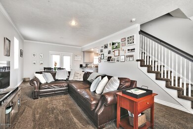 1947 Columbia Ln 20 Orem UT-large-004-00