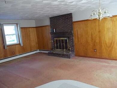 Den/Family/Great Room. Spacious  family room, dini