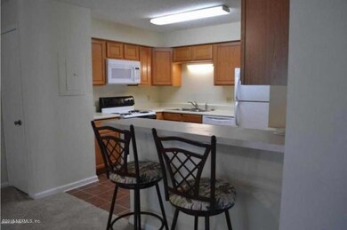 Dining/Kitchen
