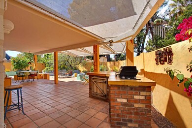 Patio_3240