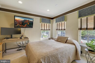 11833 Regents Park Dr, Germantown, MD 20876 - photo 4