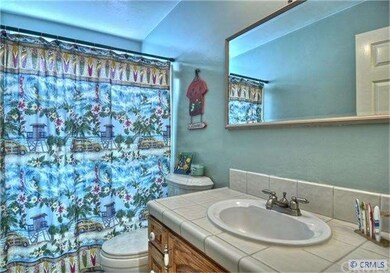 Downstairs full bathroom