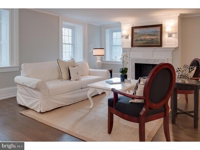 208 Ashwood Rd, Villanova, PA 19085 - photo 2