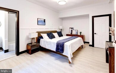 1005 N Charles St unit 2C, Baltimore, MD 21201 - photo 6