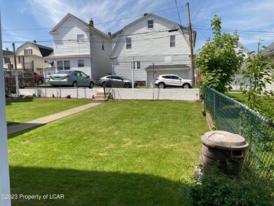 420 E Grand St, Nanticoke, PA 18634 - photo 5