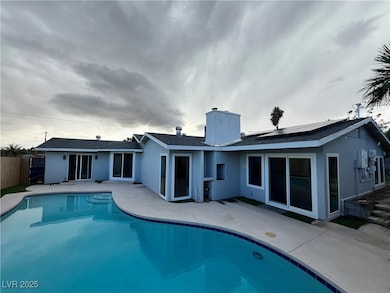 3140 Hebard Dr, Las Vegas, NV 89121 - photo 4