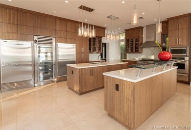 720 S Mashta Dr, Key Biscayne, FL 33149 - photo 4