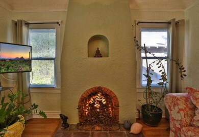 Gas fireplace