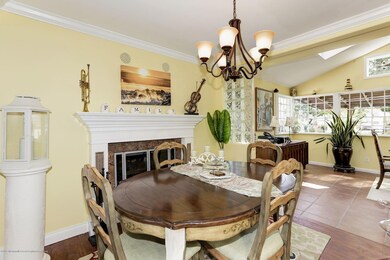 Breakfast Room