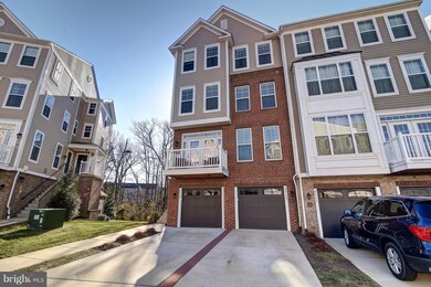 42177 Canary Grass Square, Stone Ridge, VA 20105 - photo 2