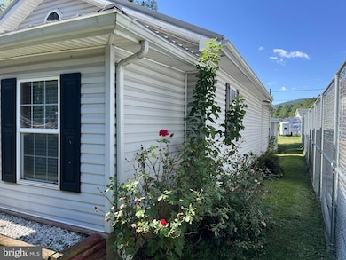 31 W Roberts St, Cumberland, MD 21502 - photo 3