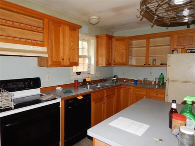 4 Cheyenne Dr, Freeport, ME 04032 - photo 2