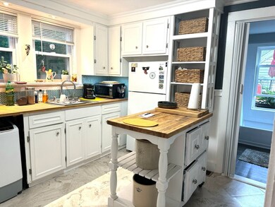 327 Lafayette St unit 3, Salem, MA 01970 - photo 6