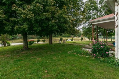 106 W Moore St, Manchester, TN 37355 - photo 6