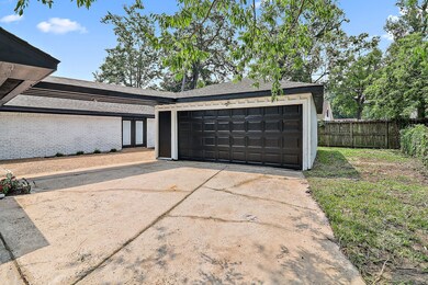 13342 Bretagne Dr, Houston, TX 77015 - photo 3