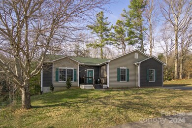 243 Scenic Ridge Dr, Hendersonville, NC 28792 - photo 3