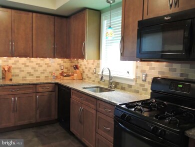 322 W 5th St, Lansdale, PA 19446 - photo 6