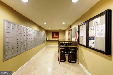 915 E St NW unit 1004, Washington, DC 20004 - photo 6