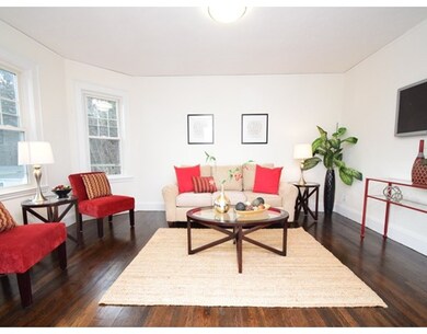 77 Woodlawn St unit 3, Jamaica Plain, MA 02130 - photo 2