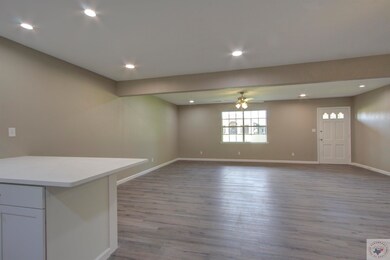 3923 Galleria Oaks Dr, Texarkana, TX 75503 - photo 5