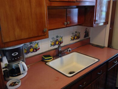 16 Glenwood Rd, Albany, NY 12204 - photo 4