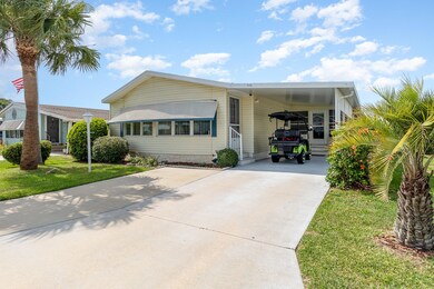 816 Hyacinth Cir, Sebastian, FL 32976 - photo 2